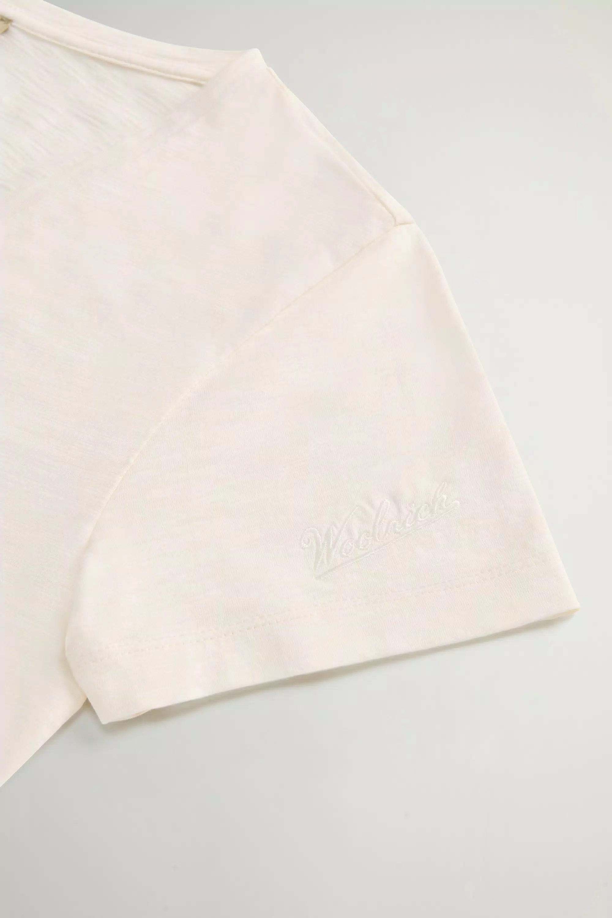 Reinbaumwoll-Slub-T-Shirt mit V-Ausschnitt - Jet Stream