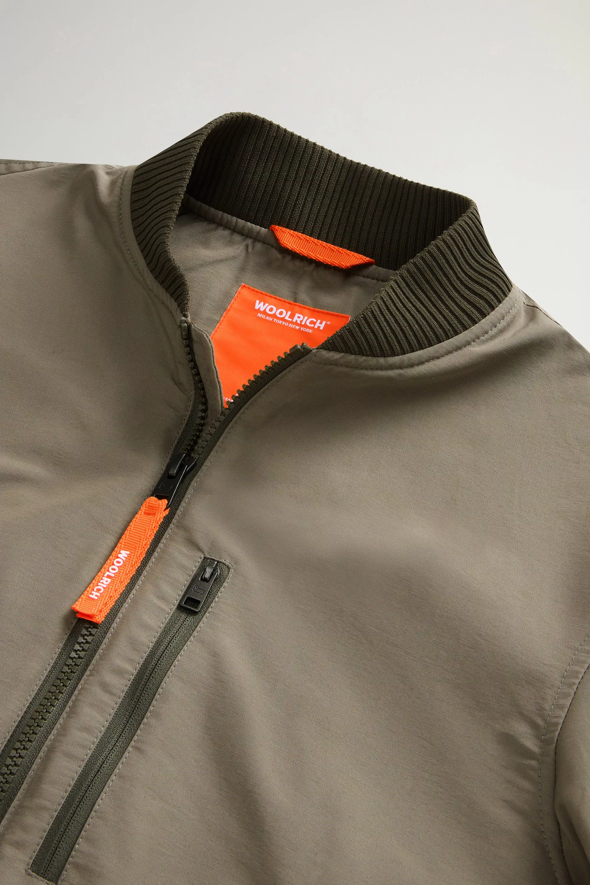 Jungen Bomberjacke aus leichtem Ramar - Rauchgrüner Oliv