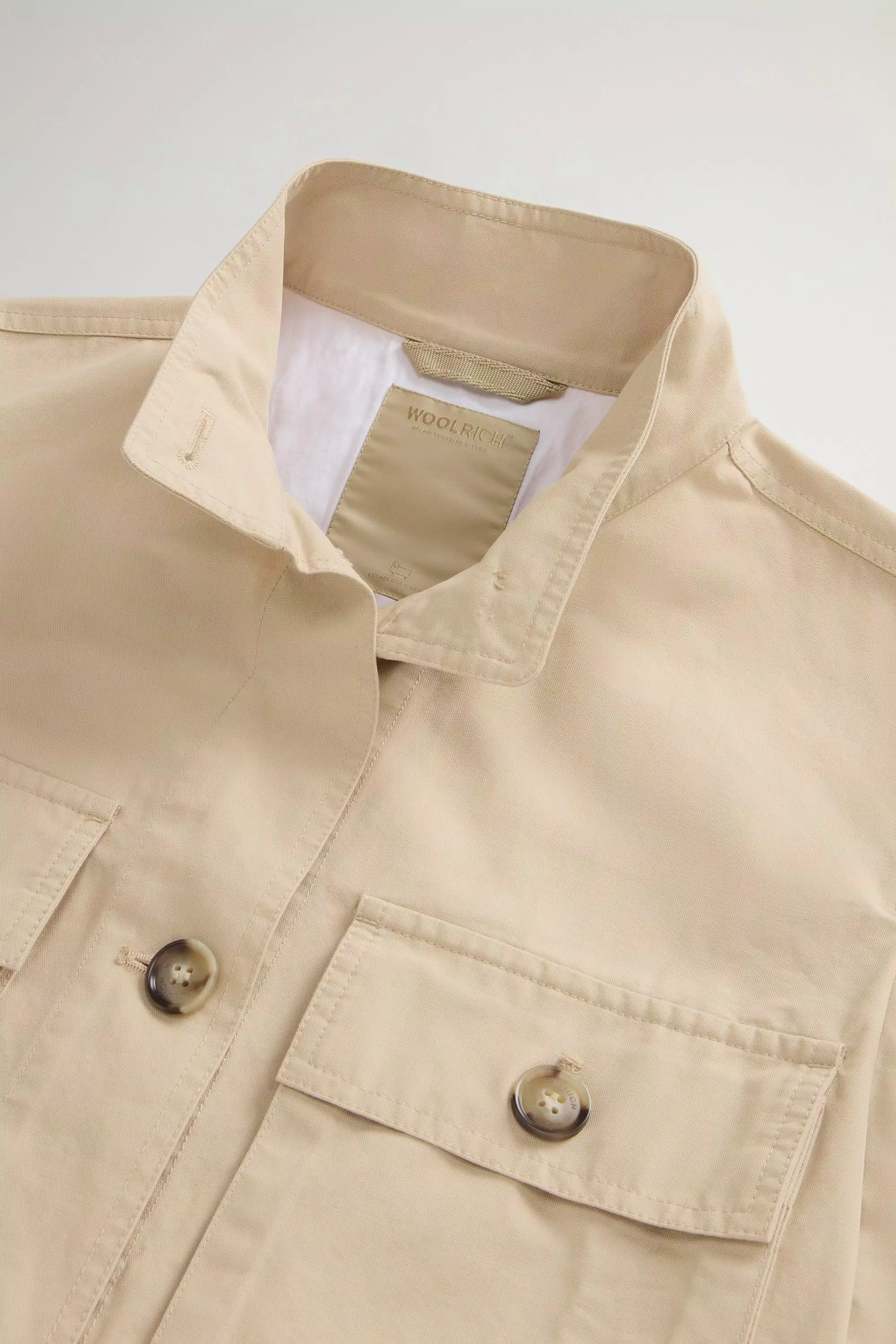 Feld-Overshirt aus gewaschenem Baumwollstoff - Weißer Pfeffer