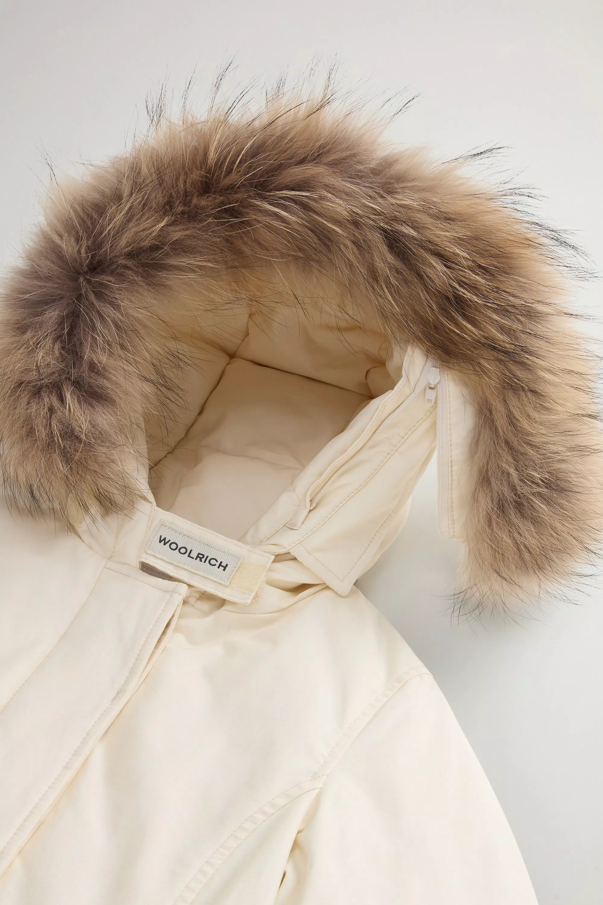 Mädchen-Arktischer Parka mit abnehmbarem Pelzbesatz - Milchcreme