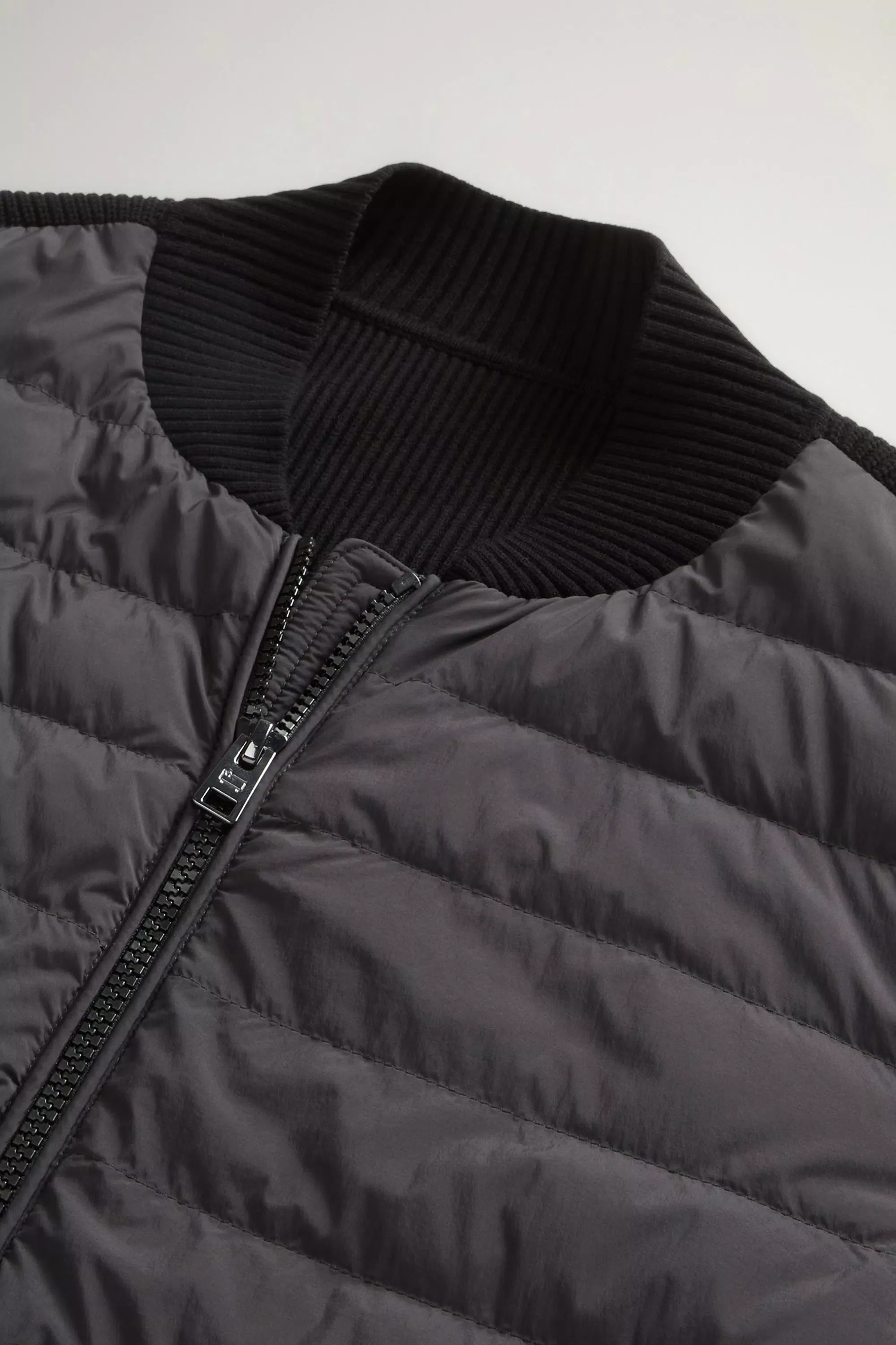 Hybrid-Bomberjacke aus Nylon - Faded Black