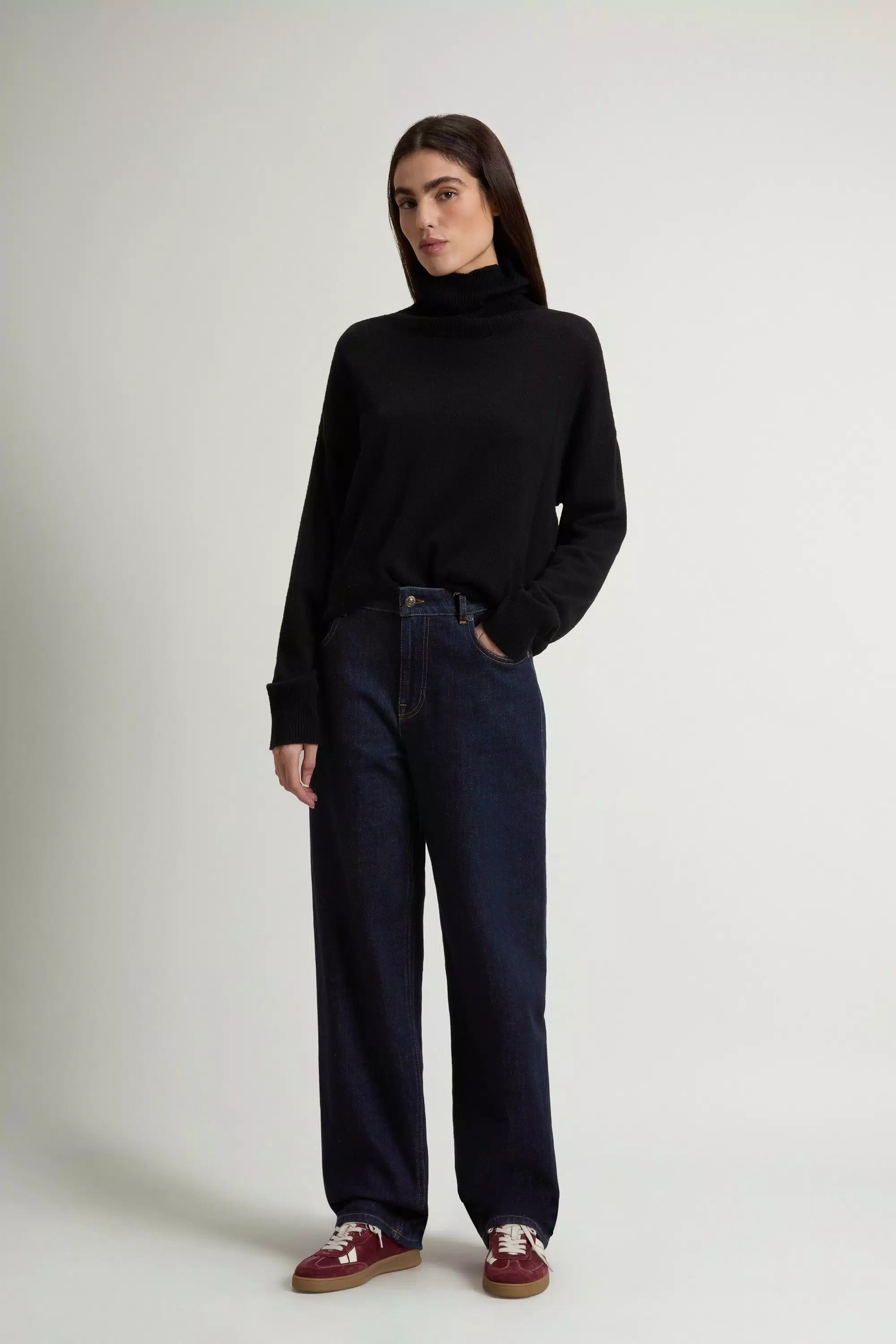 Weite Hose mit Five-Pocket-Design aus dehnbarem Baumwoll-Denim - Rinse-Waschung