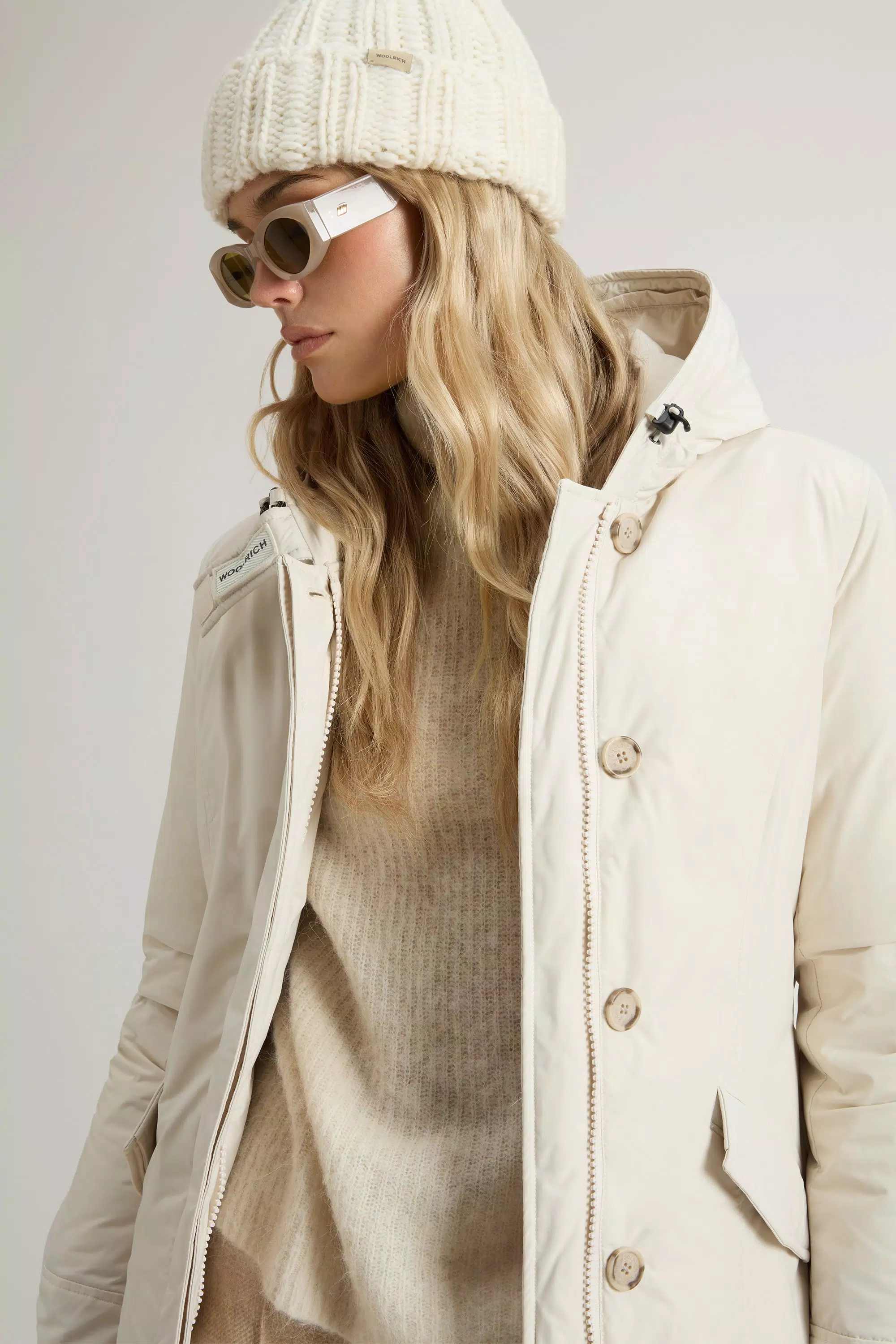 Arktische Parka im urbanen Look mit abnehmbarem Fuchsfell - Milchig Creme